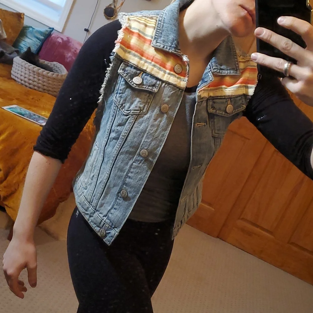 Custom patch denim vest - Picture 12 of 12